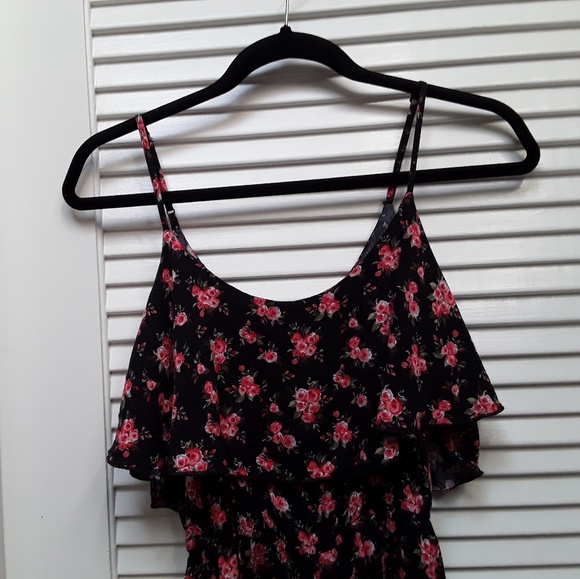 Material Girl Ruffle Romper Shorts Floral XS - Picture 3 of 8